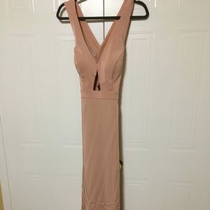 BNWOT - Size 10 Peachy-Pink  satin evening gown